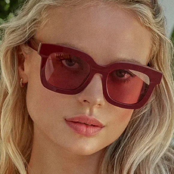 ? Diff Eyewear Carson Sunglasses in Claret Wine Gradient Diff Eyewear Carson LT-BN39 (DE-24) | eBay main image 4